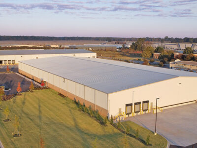 Metal building warehouse