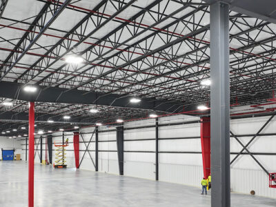 Manufacturing metal building