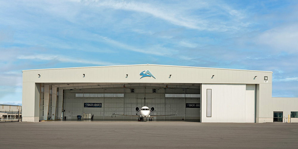 Metal building hangar